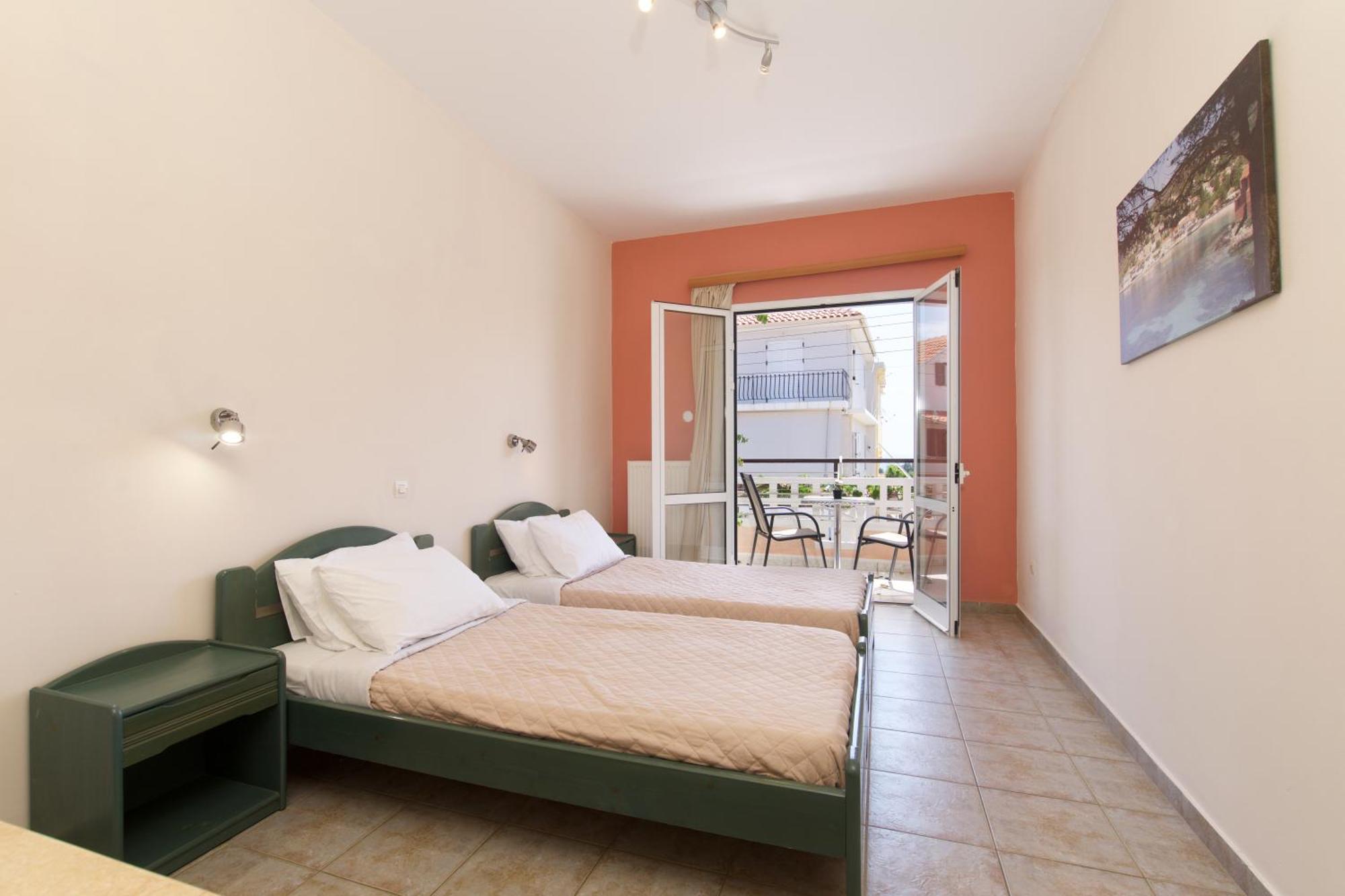 Skala  Theodora Studios & Apartments מראה חיצוני תמונה