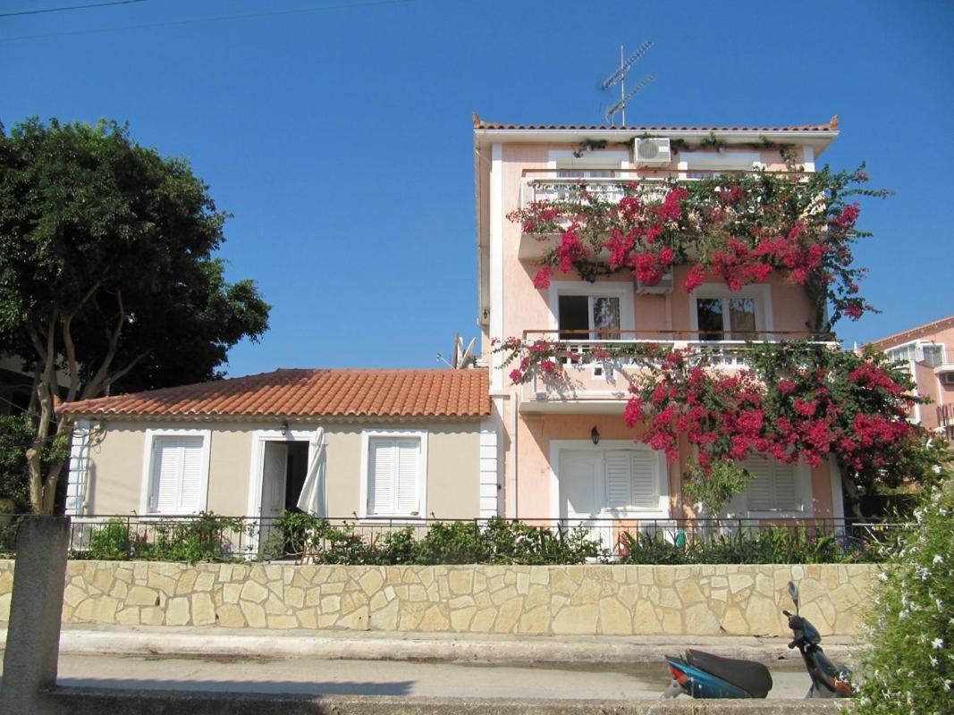 Skala  Theodora Studios & Apartments מראה חיצוני תמונה