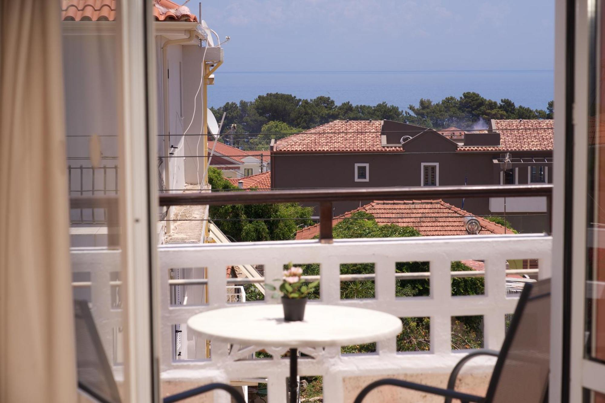 Skala  Theodora Studios & Apartments מראה חיצוני תמונה