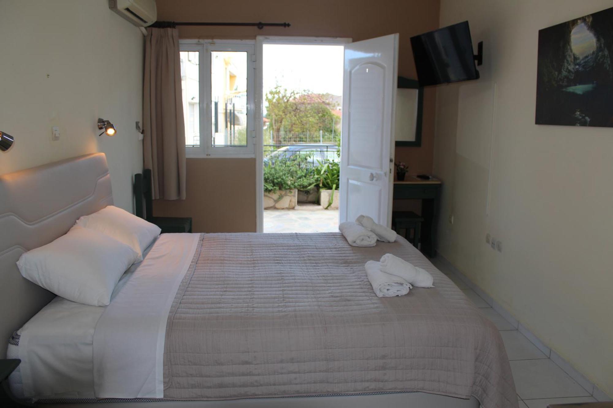 Skala  Theodora Studios & Apartments מראה חיצוני תמונה