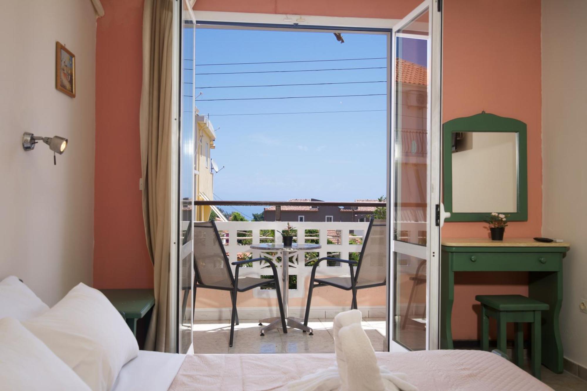 Skala  Theodora Studios & Apartments מראה חיצוני תמונה