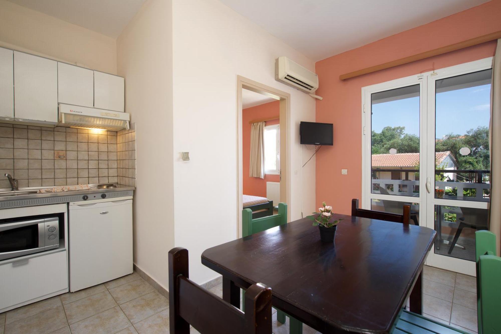 Skala  Theodora Studios & Apartments מראה חיצוני תמונה