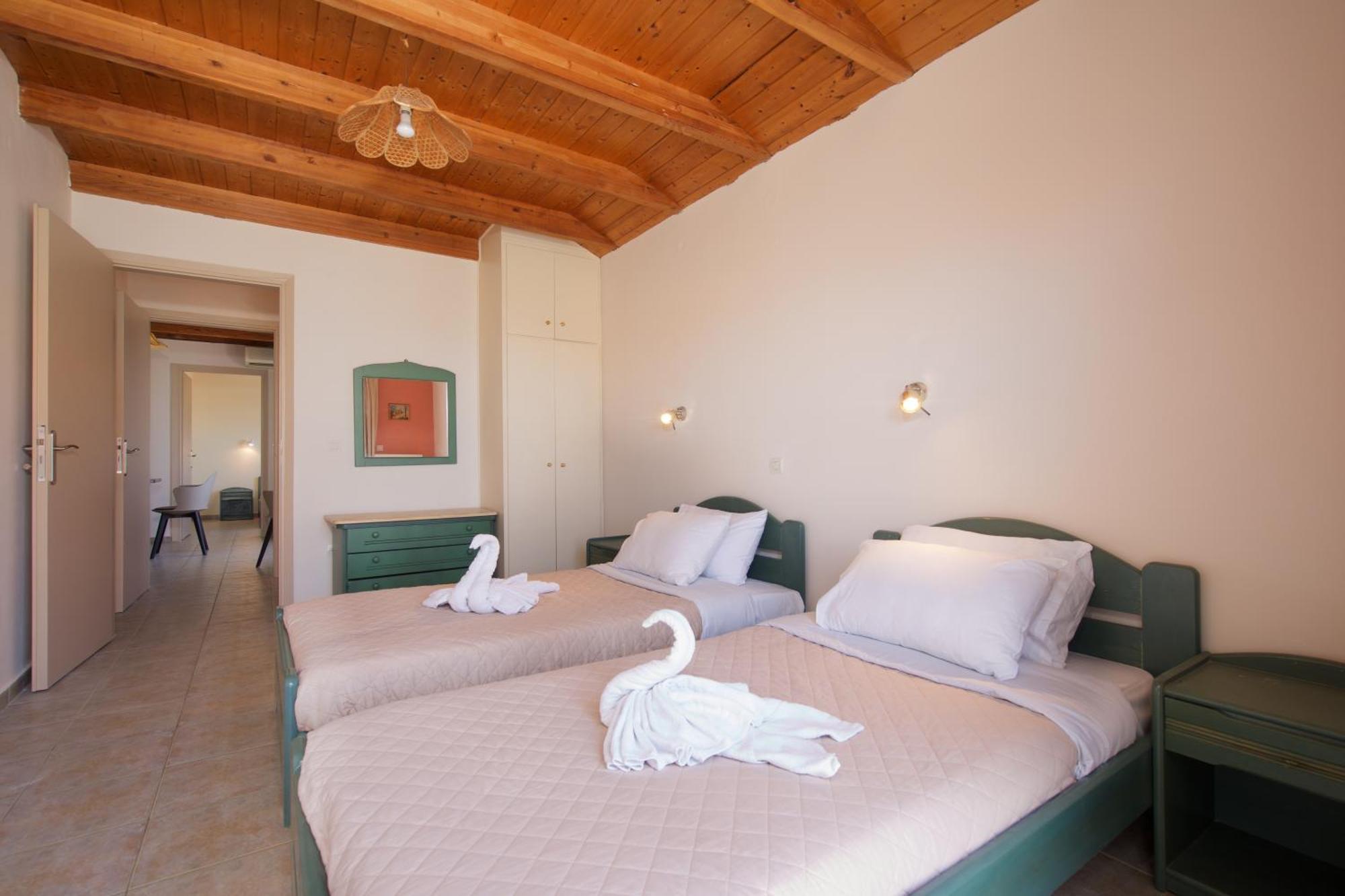 Skala  Theodora Studios & Apartments מראה חיצוני תמונה
