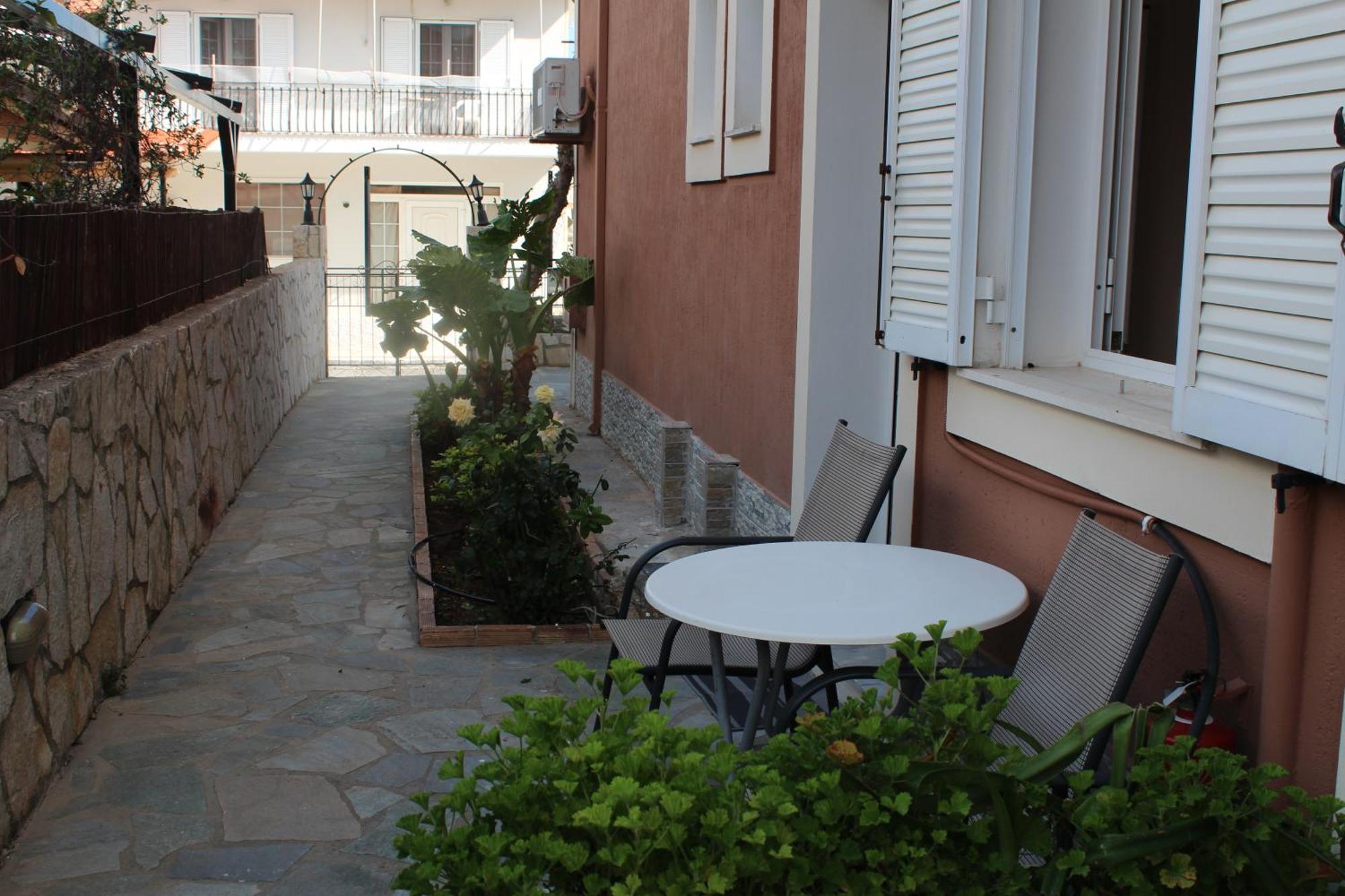 Skala  Theodora Studios & Apartments מראה חיצוני תמונה
