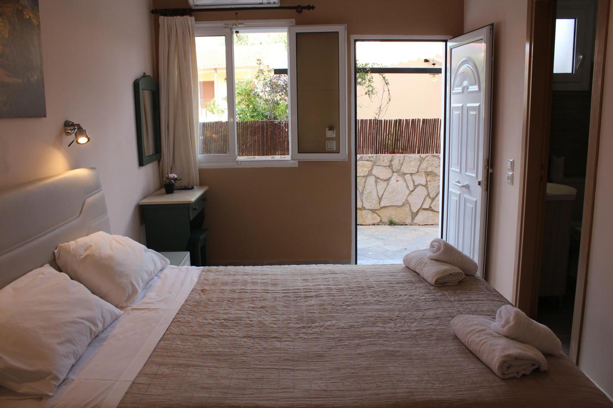 Skala  Theodora Studios & Apartments מראה חיצוני תמונה