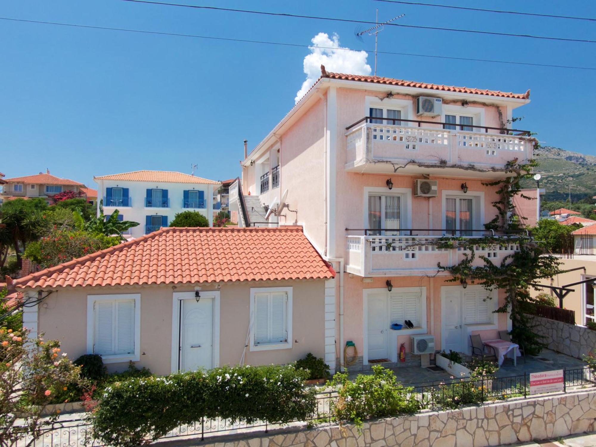 Skala  Theodora Studios & Apartments מראה חיצוני תמונה